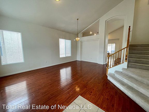 4th image of 331 Descano Garden Dr