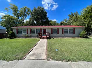 815 S Whittle Ave, Olney, IL 62450