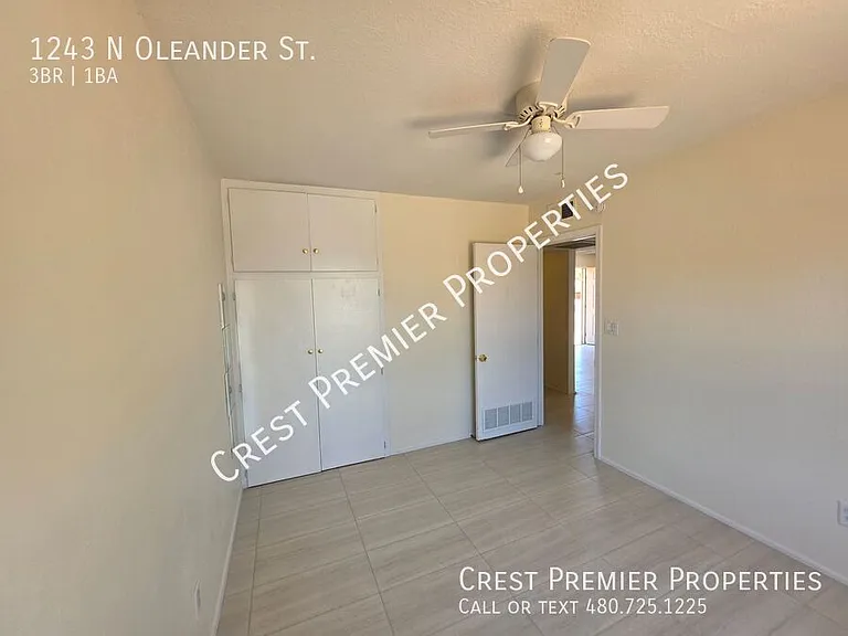 1243 N Oleander St — Photo 16