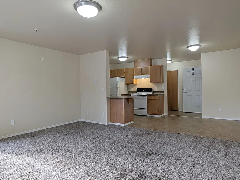 Wellesley Park Apartments — Photo 64