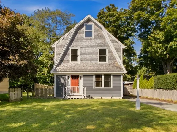 22 Bernard Ave, Barrington, RI 02806