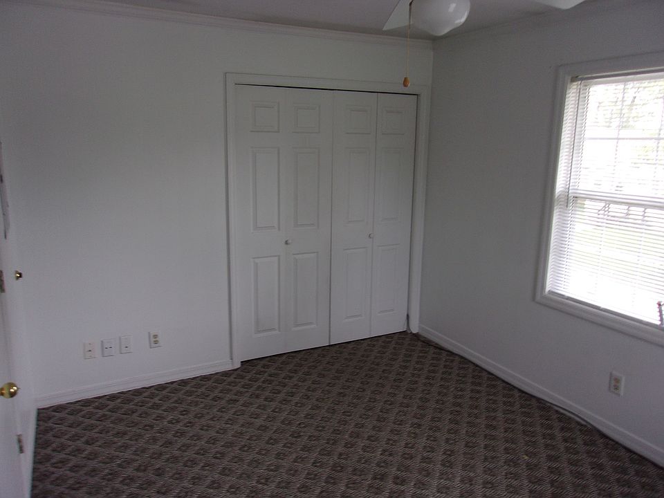 1st image of 224 N Dill St #C