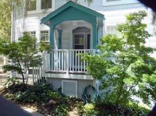 657 Middle Rd, Belmont, CA 94002