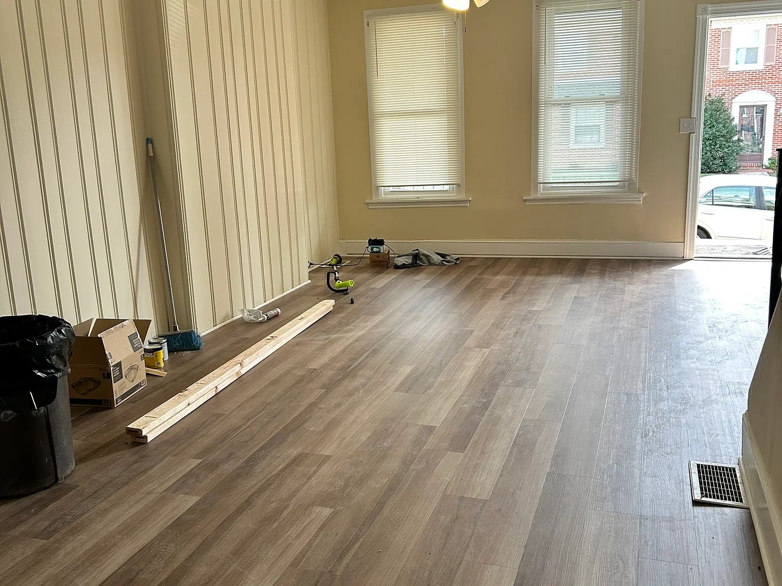 3 bed, 1182 sqft, $2,300 — Photo 3