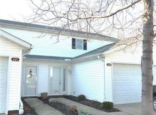 225 Harbor Ridge Ln #2, Fairport Harbor, OH 44077