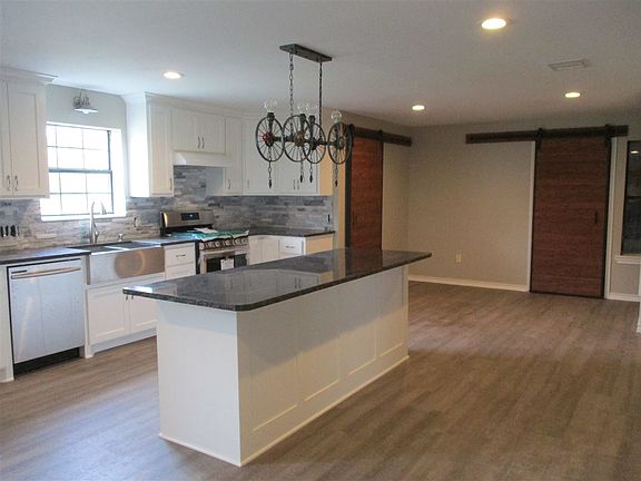 3rd image of 12469 County Road 4230 S