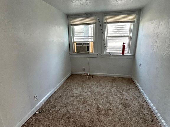 4th image of 9216 Atwood Ave Unit B
