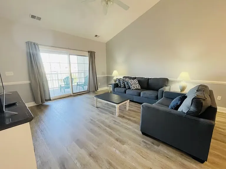 4883 Luster Leaf Cir #403 — Photo 8