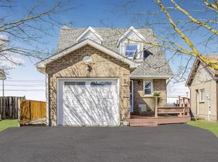 28 Steeles Cres, Cambridge, ON