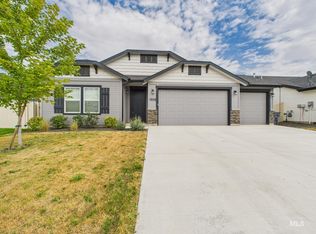 7602 E Iroquois St, Nampa, ID 83687