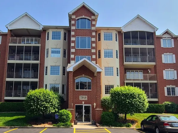 7919 Trinity Cir Unit 2NW, Tinley Park, IL 60487