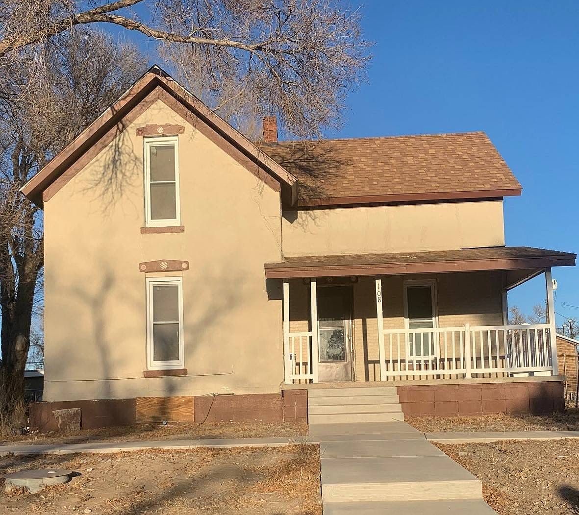 108 N Kansas St, Lakin, KS 67860 Zillow