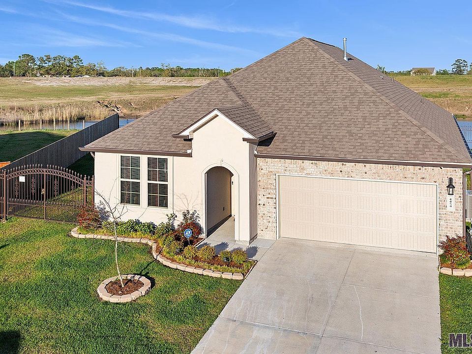 1st image of 4454 Marais River Dr
