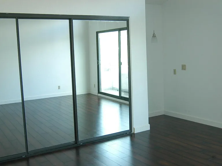 1425 Columbia Dr — Photo 10