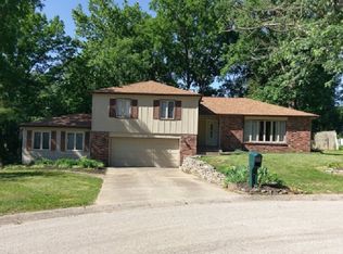 1526 E Clairmont Pl, Bloomington, IN