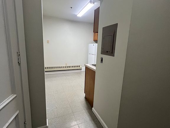 2nd image of 1 Central Sq #208