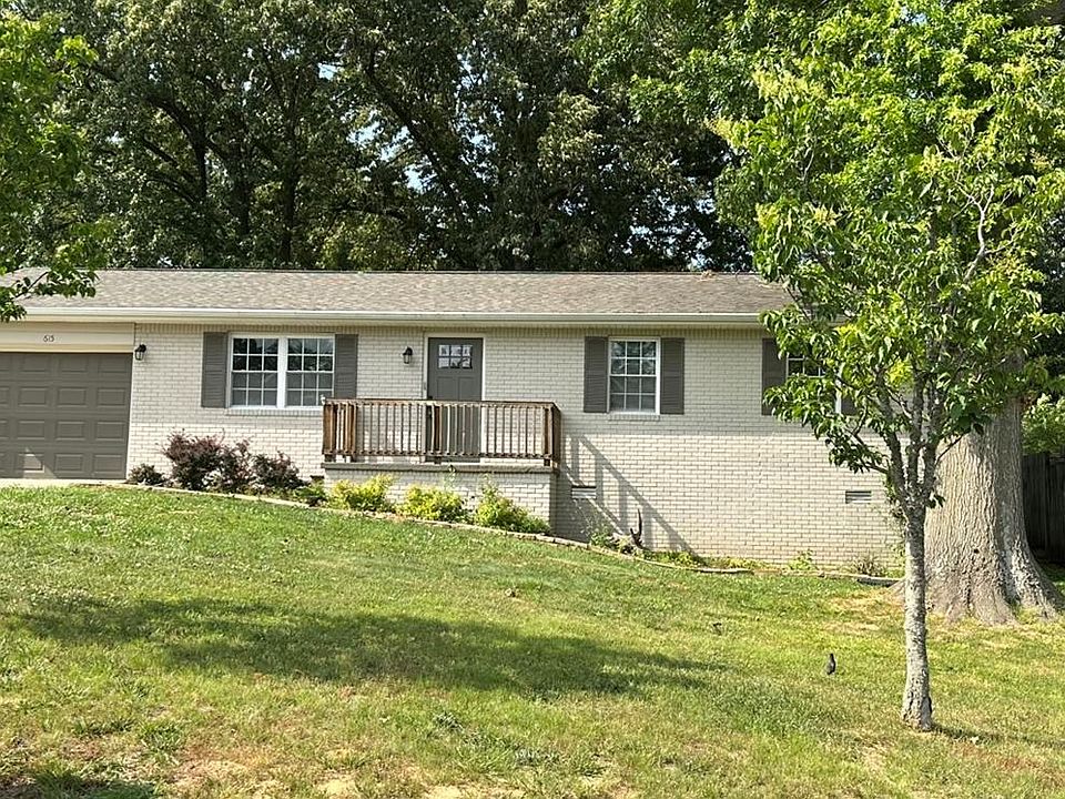 1st image of 615 Seminole Dr