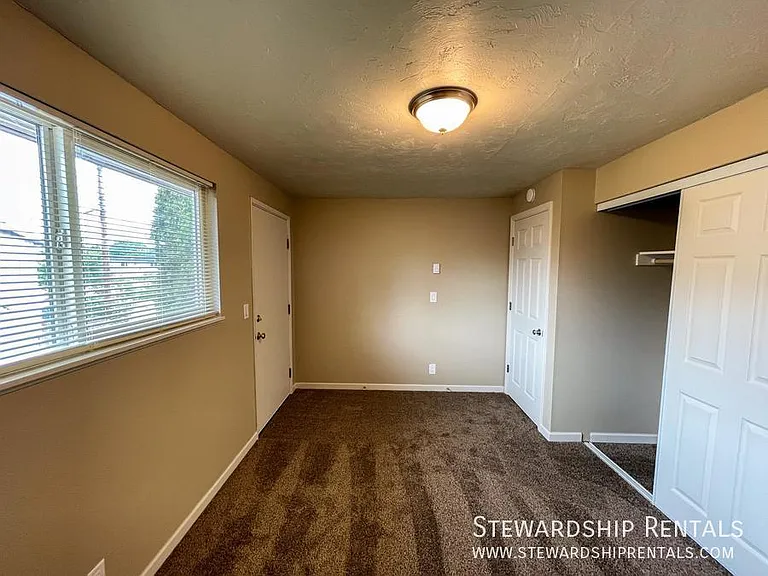 1859 W 12th Ave — Photo 13