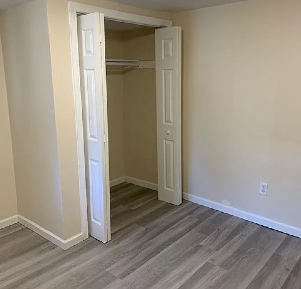 15 Forest Ave #1 — Photo 10