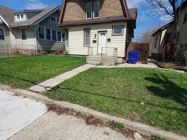 1922-1924 53rd St. (Duplex + Single Family) — Photo 1