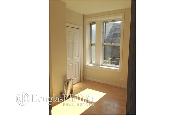 Rented by Douglas Elliman | media 33