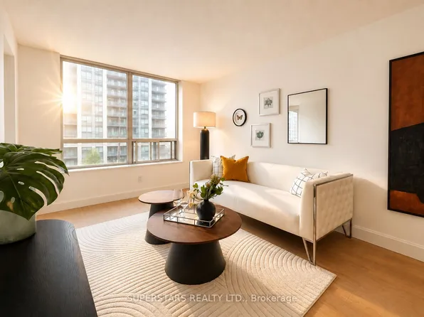 62 Suncrest Blvd Unit 509, Markham, ON L3T 7Y6