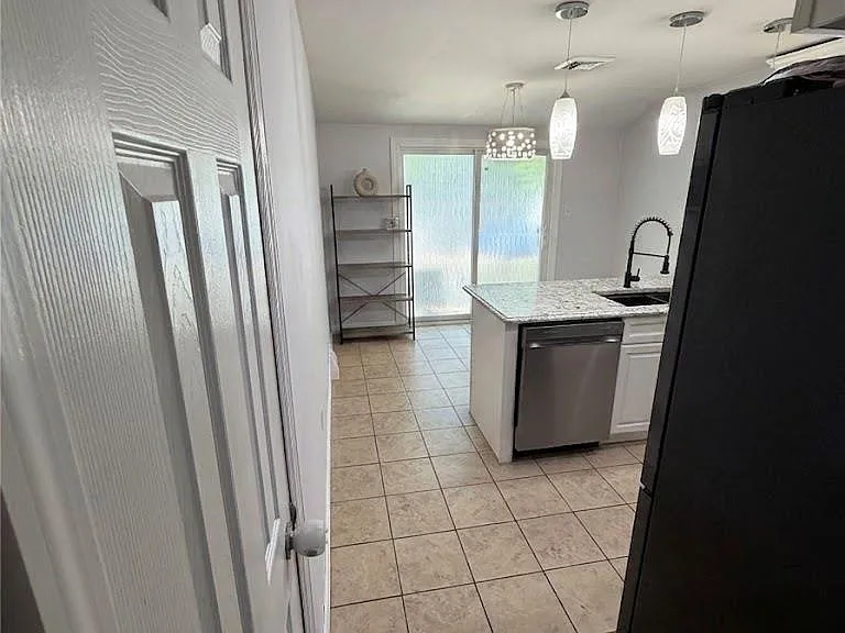 6 Raphael St — Photo 14