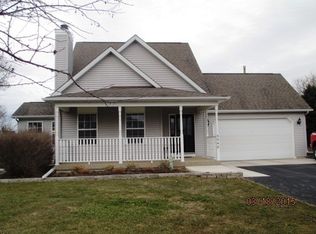 3940 Twin Oaks Dr, Wonder Lake, IL