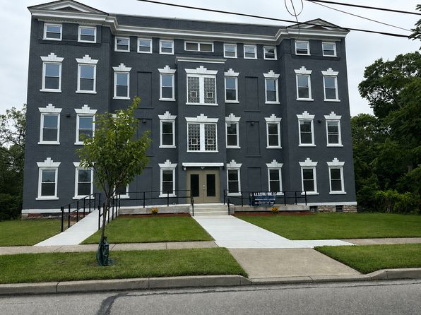 768 Ridgeway Ave