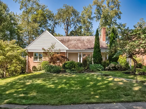 54 Glen Ridge Ln, Pittsburgh, PA 15243