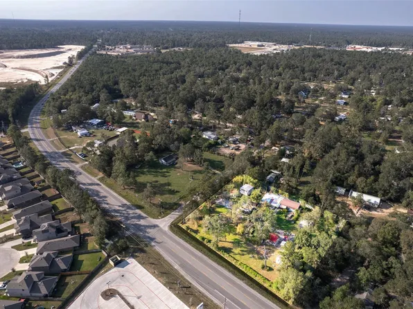 14457 Leafy Ln, Conroe, TX 77306