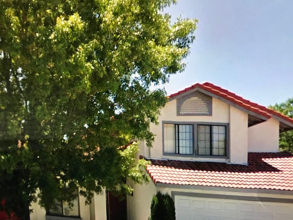 2nd image of 739 Silver Oak Dr