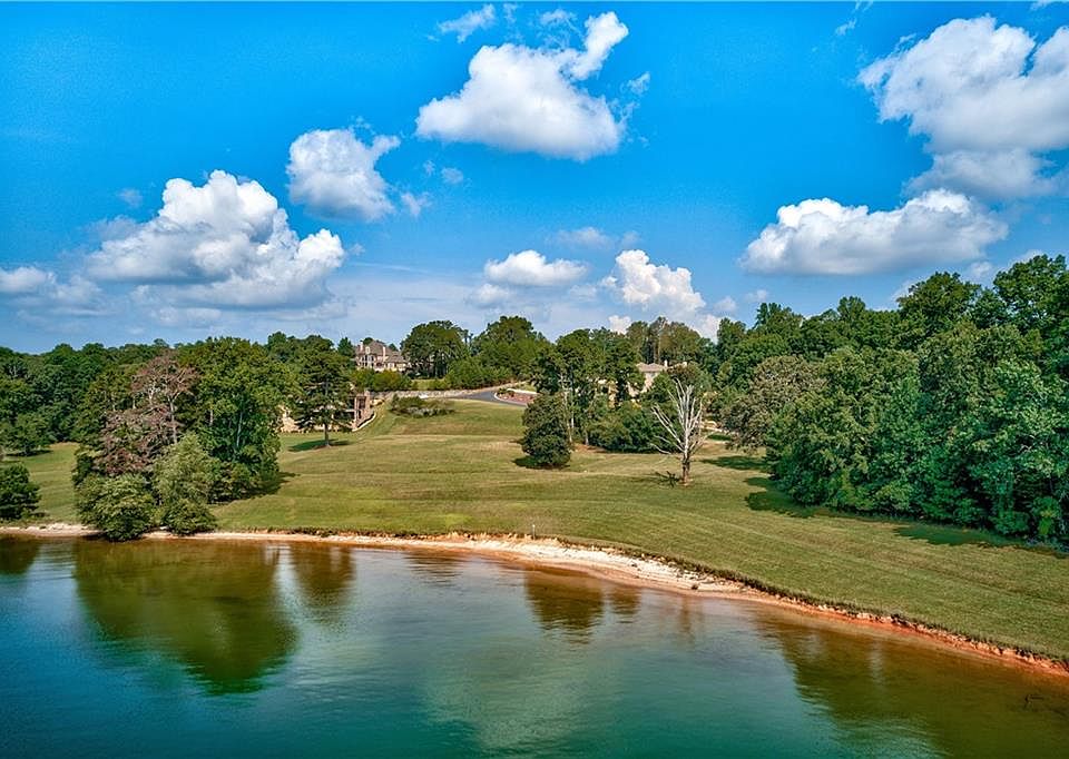 1st image of 8510 Blue Heron Dr Lot 8