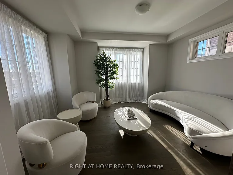 3048 John McKay Blvd — Photo 14