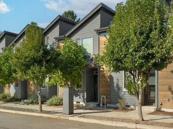 2013 SE Yamhill St, Portland, OR 97214