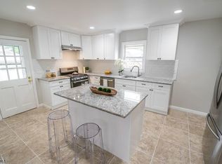 40-42 Bellewood Pl, Elizabeth, NJ 07208