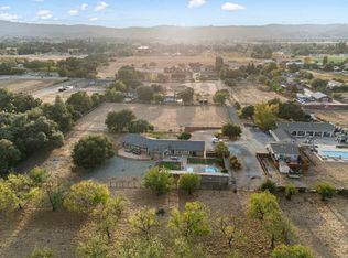 11820 Foothill Ave, Gilroy, CA 95020