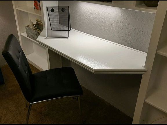 12’X13’ Desk and Lightning 