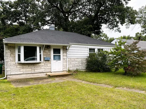 2742 Grand Blvd, Lake Station, IN 46405