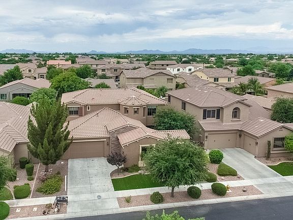 3rd image of 3118 E Blue Sage Ct