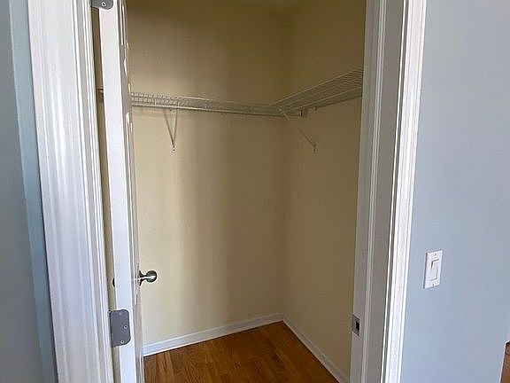 Walk-in closet