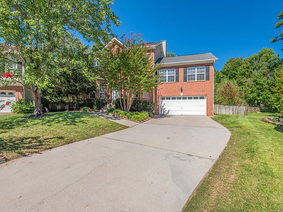 3rd image of 8101 Robins Nest Ln