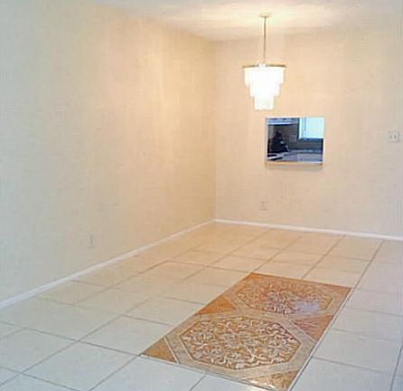 2nd image of 2900 W Sunrise Lakes Dr #105