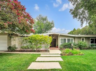 4600 Cerro Verde Pl, Tarzana, CA 91356