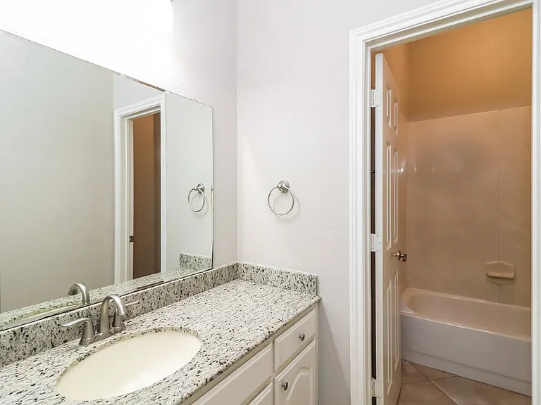 7824 Blossom Dr — Photo 15