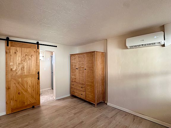 5th image of 414 W Las Cruces Ave #1