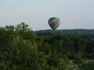 N1702 East Rd, Waupaca, WI 54981