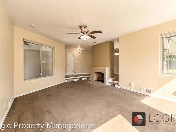 4th image of 2179 E Browning Ave