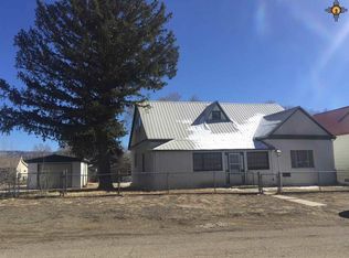 725 Collier Ave, Raton, NM 87740