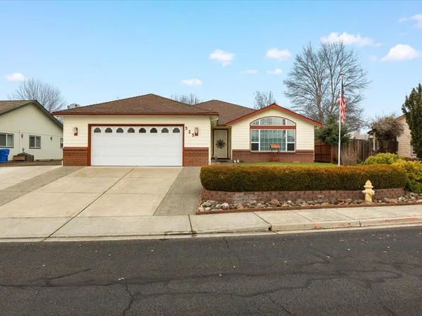 525 Westminster Dr, Eagle Pt, OR 97524